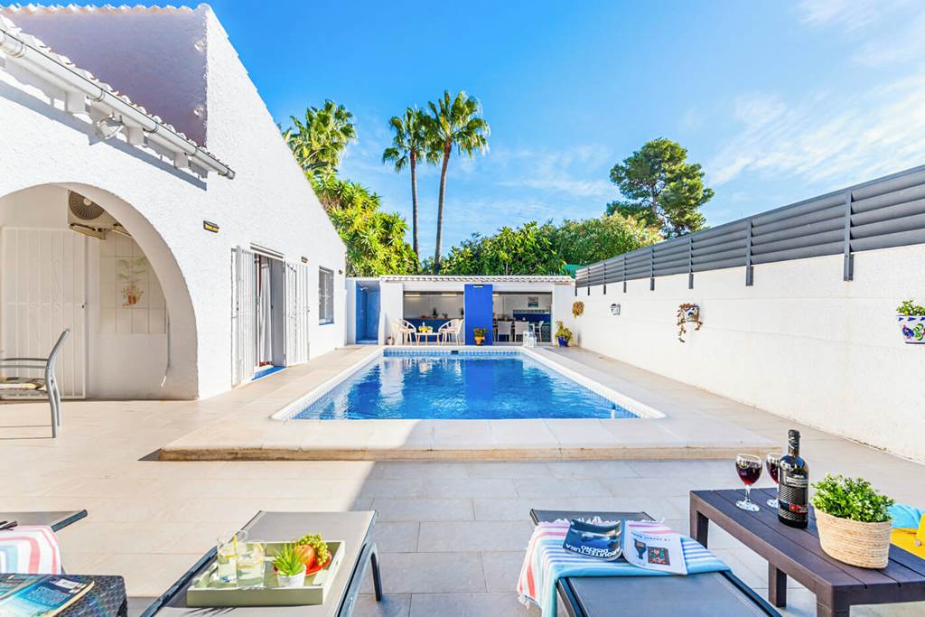 family friendly villa spain