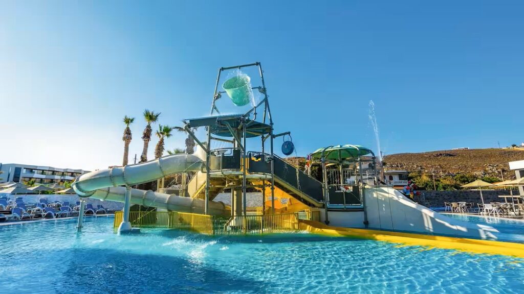 toddler friendly hotel in crete with a splash park