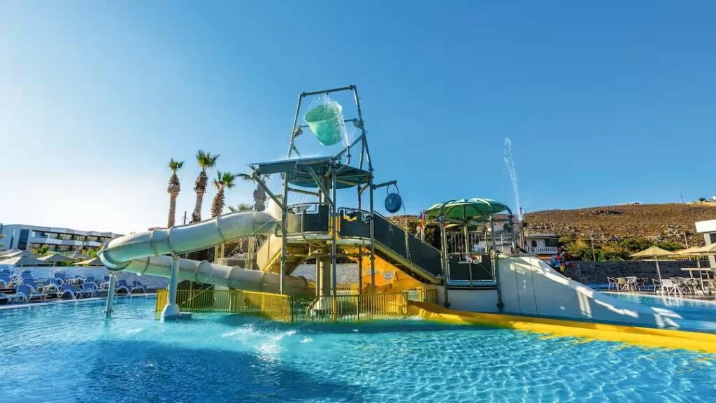 toddler friendly hotel in crete with a splash park