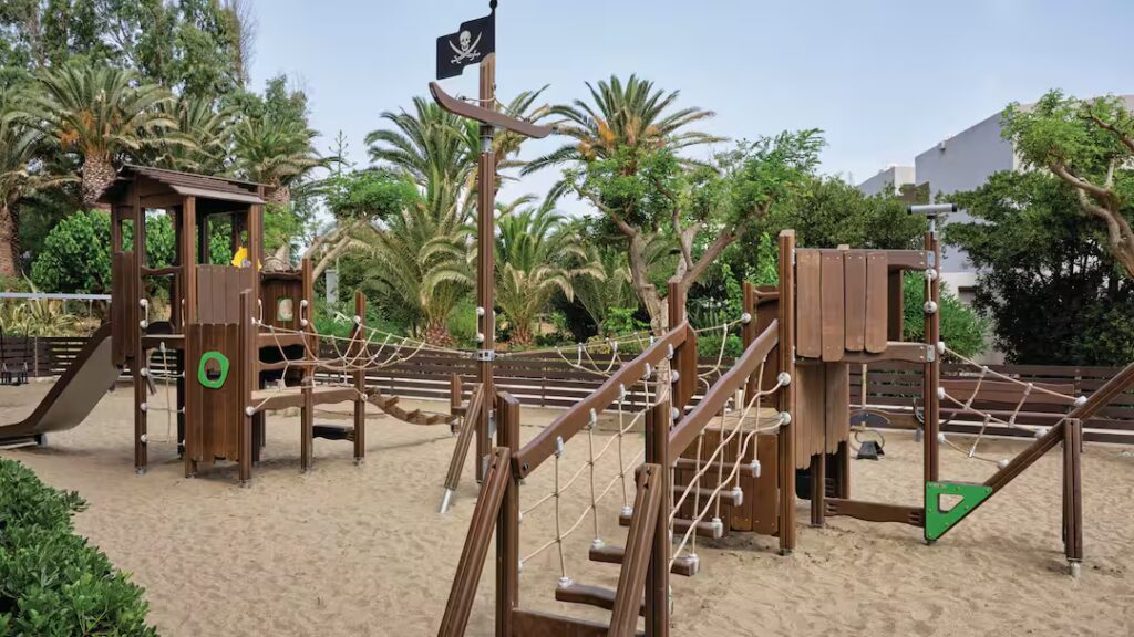 hotel in Crete with waterparks
