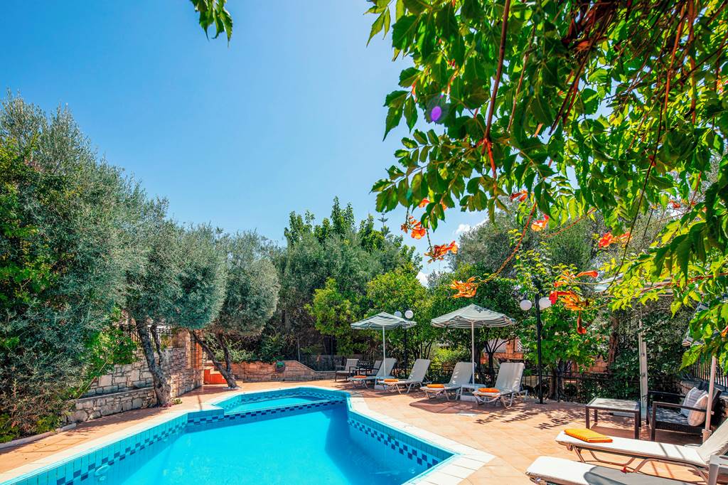 baby and toddler friendly villa greece