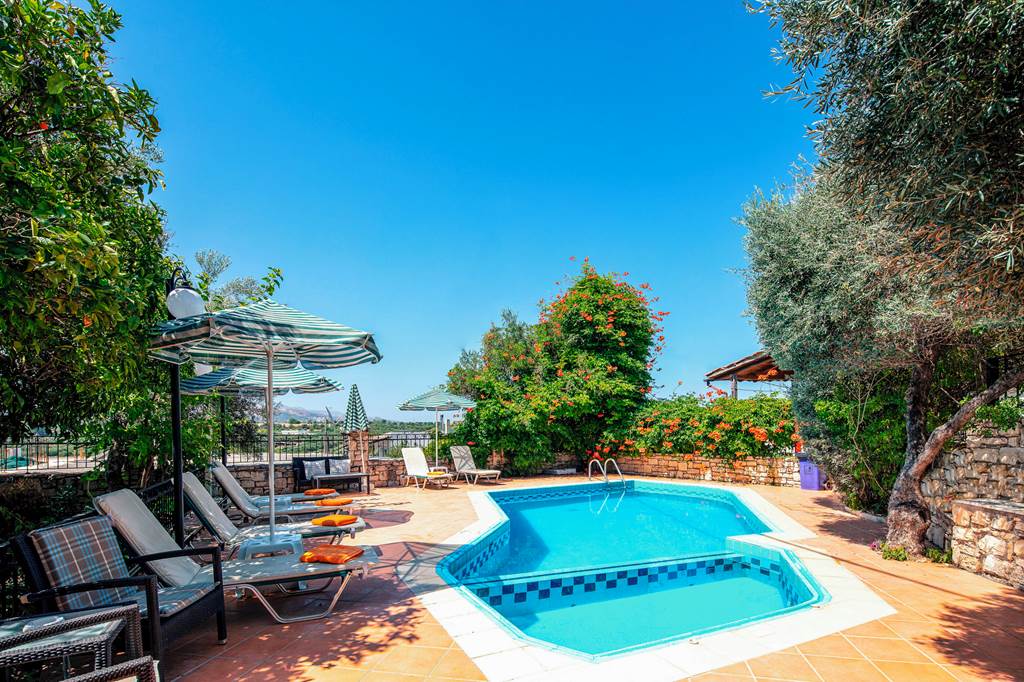 baby and toddler friendly villa greece