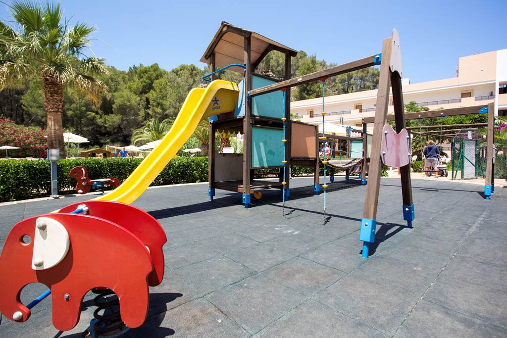 baby and toddler friendly hotel ibiza