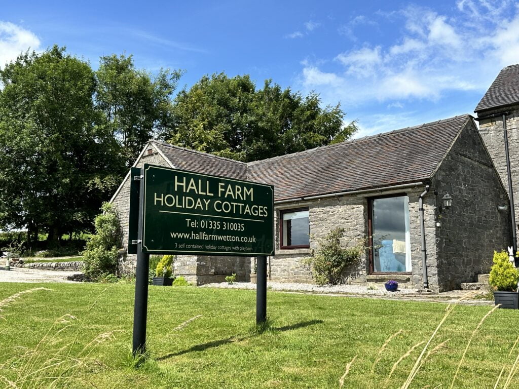 baby and toddler friendly cottages peak district