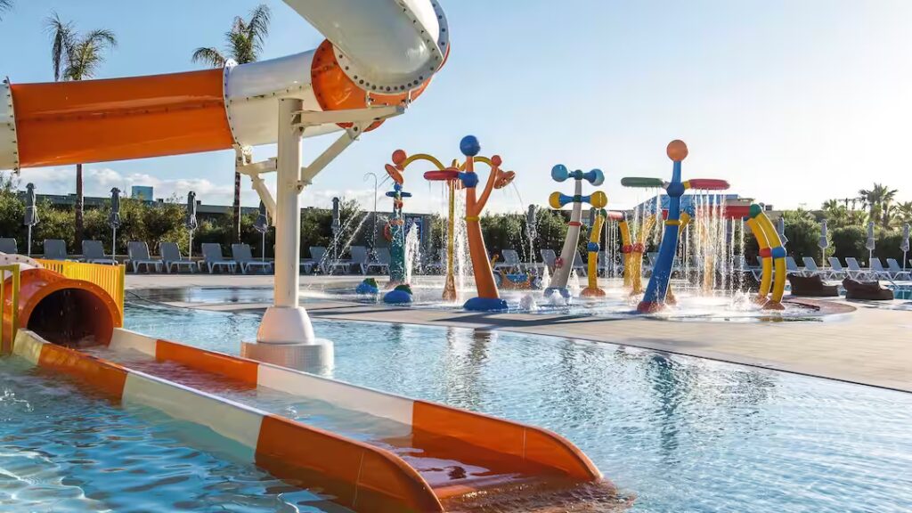 hotel in Crete with splash parks