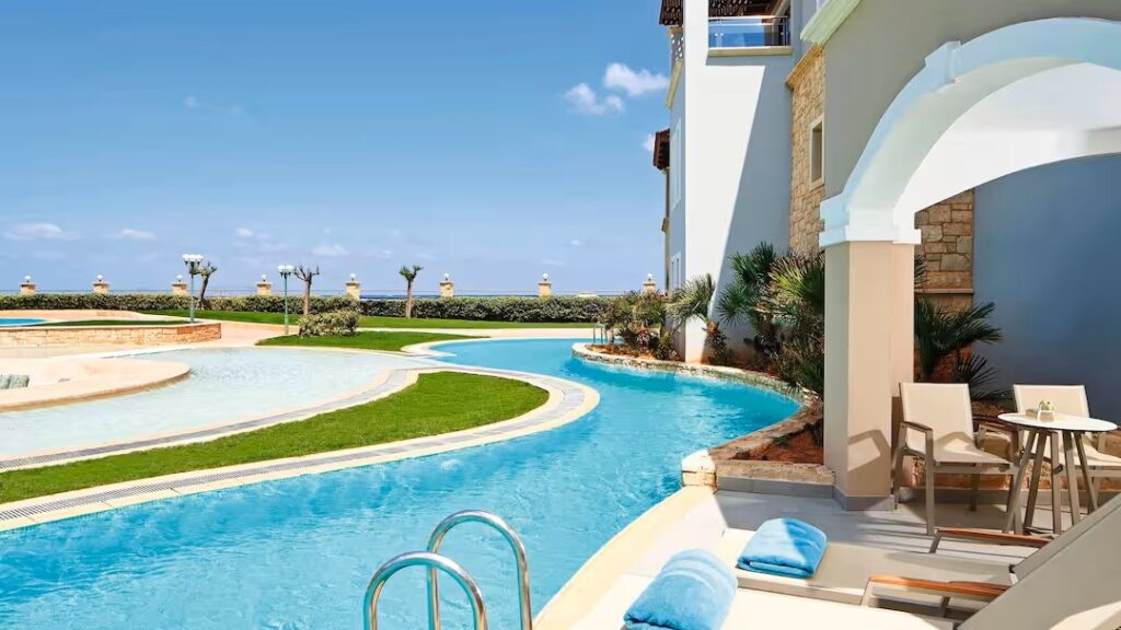toddler friendly hotel in crete with a splash park