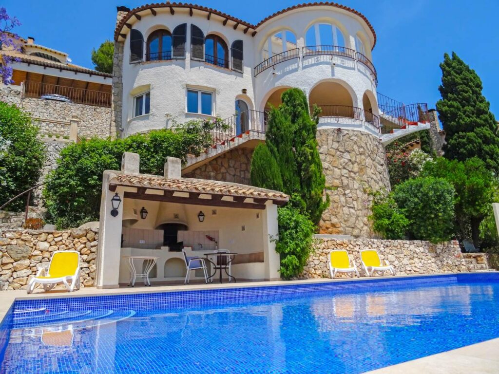 family friendly villa spain