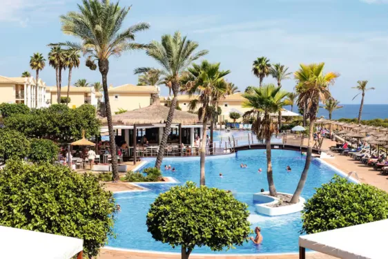 baby and toddler friendly hotel menorca