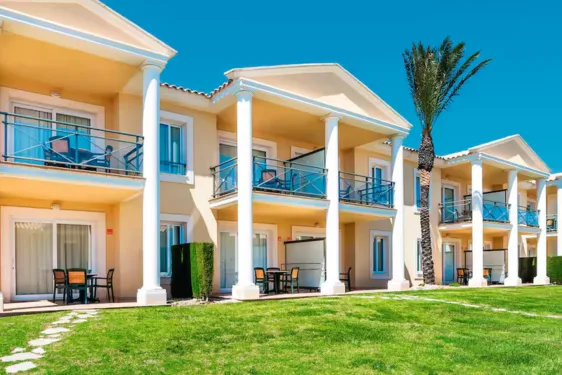 baby and toddler friendly hotel menorca