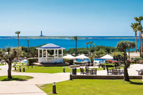 baby and toddler friendly hotel menorca
