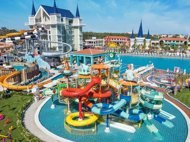 hotel in turkey with waterpark