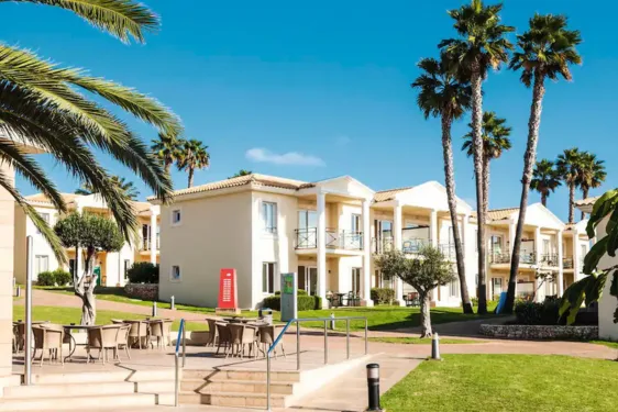 baby and toddler friendly hotel menorca