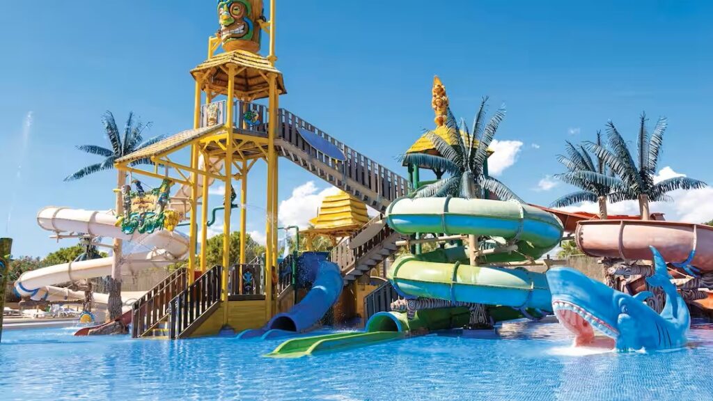 baby and toddler friendly hotel in spain with waterslides