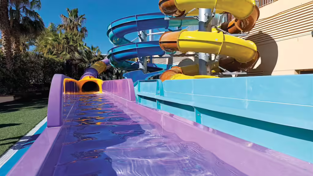 baby and toddler friendly hotel in spain with waterslides