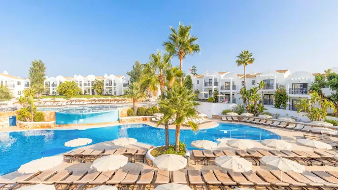 baby and toddler friendly hotel menorca