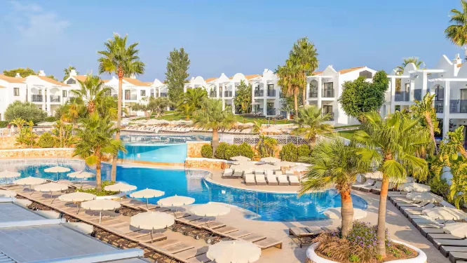 baby and toddler friendly hotel menorca