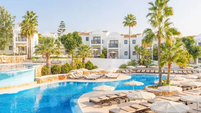 baby and toddler friendly hotel menorca