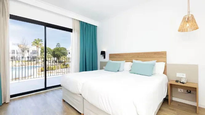 baby and toddler friendly hotel menorca