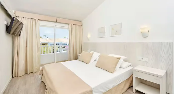 baby and toddler friendly hotel greece