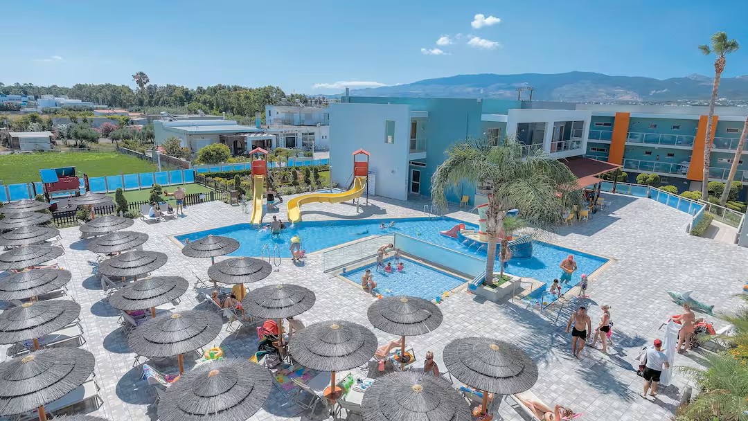 greece hotels with waterslides