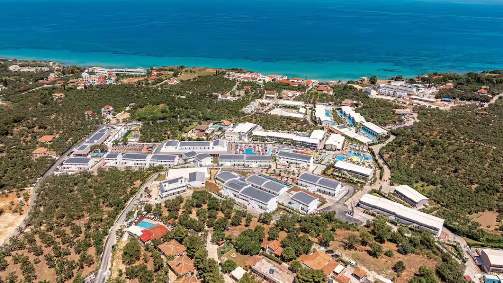 greece hotels with waterslides