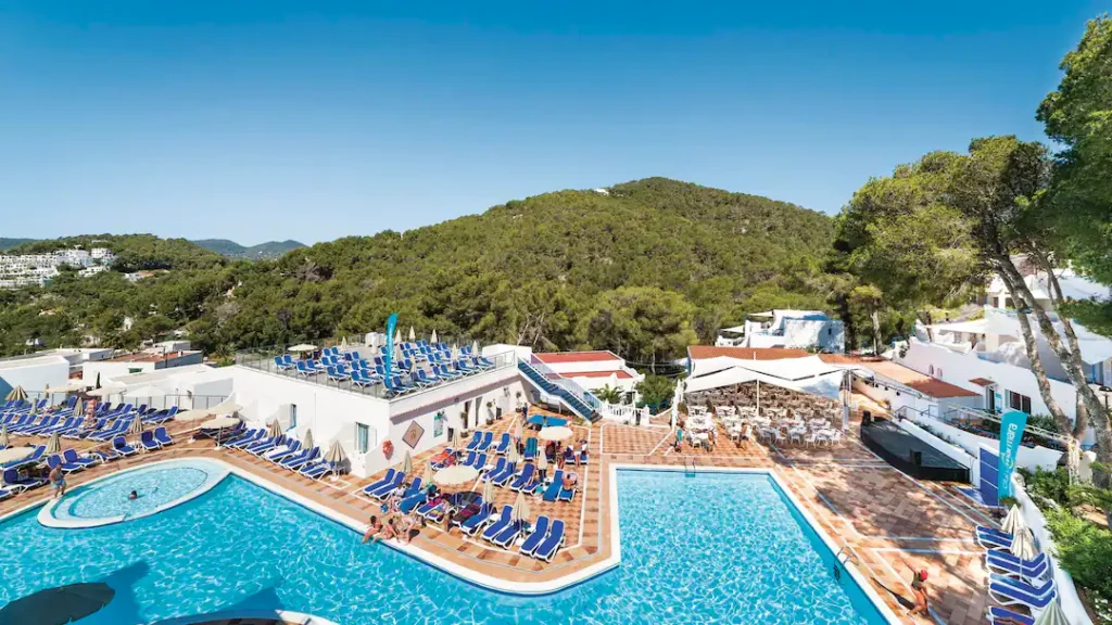 baby and toddler friendly hotel ibiza near the beach