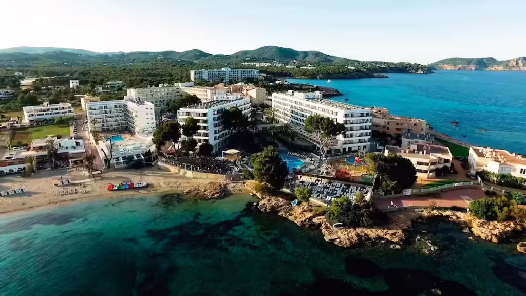 baby and toddler friendly hotel ibiza near the beach