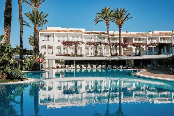 baby and toddler friendly hotel menorca