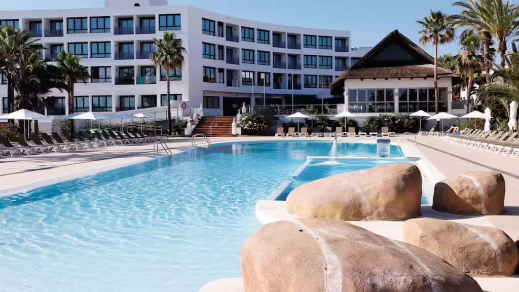 baby and toddler friendly hotel ibiza near the beach