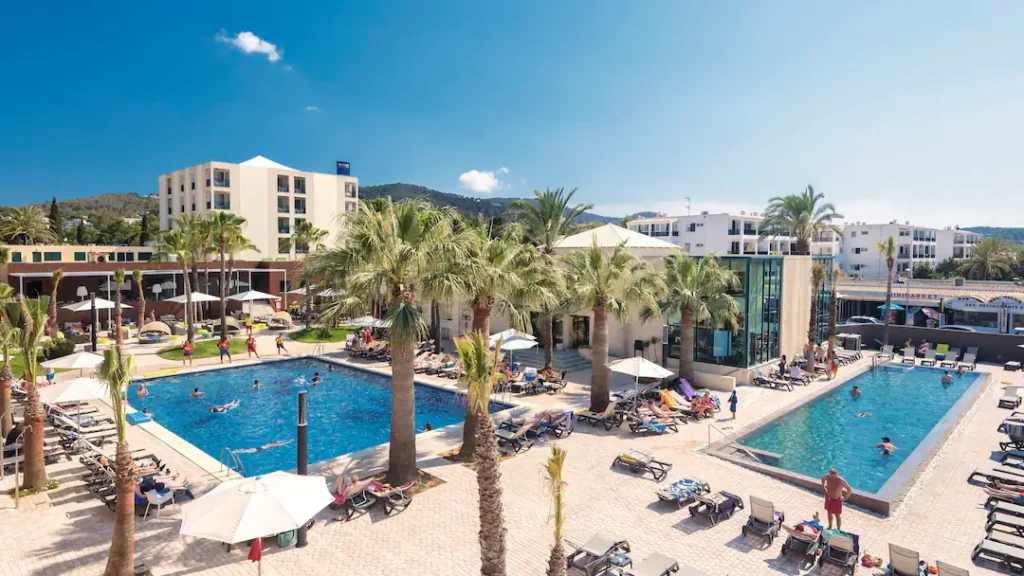 baby and toddler friendly hotel ibiza near the beach
