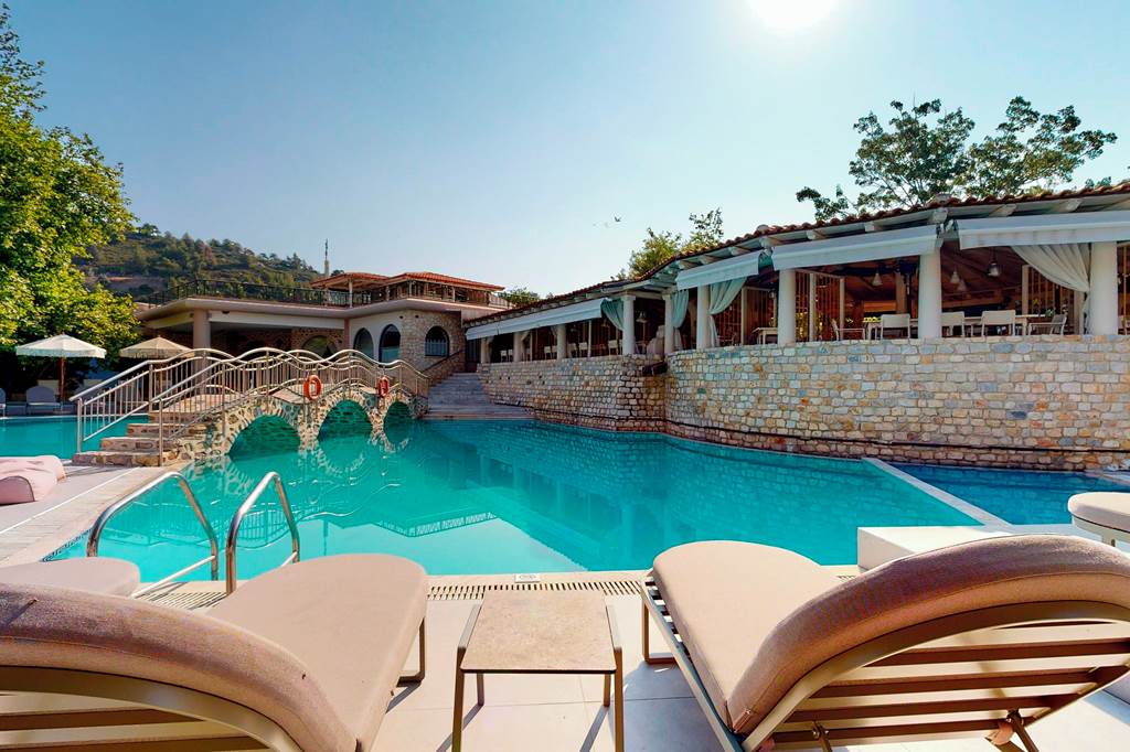 baby and toddler friendly hotel in halkidiki