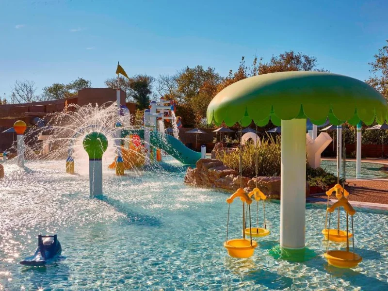 hotels in greece with baby clubs