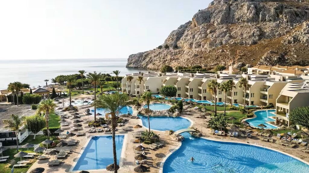 Hotels In Greece With Baby Clubs!