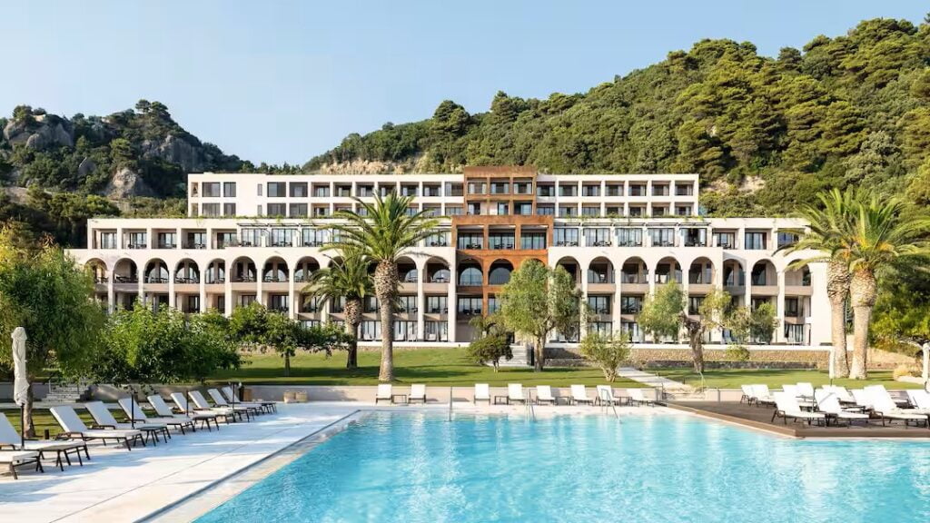 Hotels In Greece With Baby Clubs!