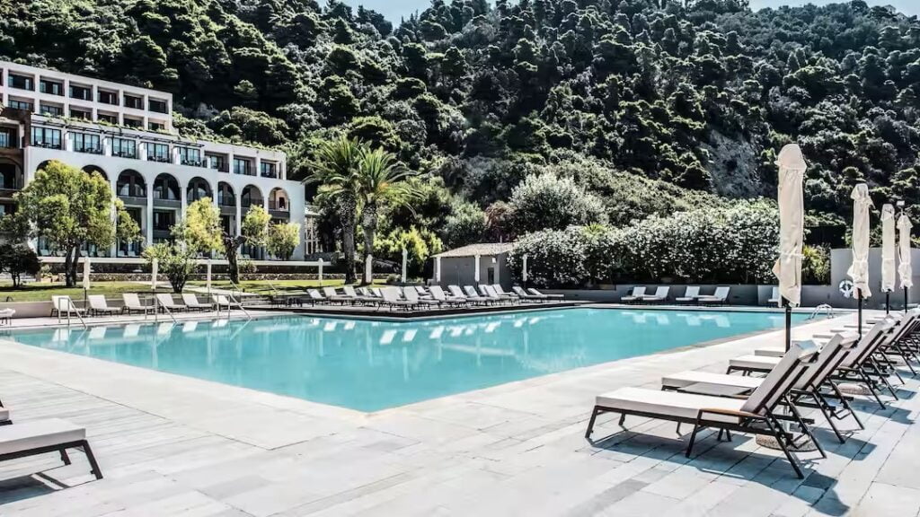 Hotels In Greece With Baby Clubs!
