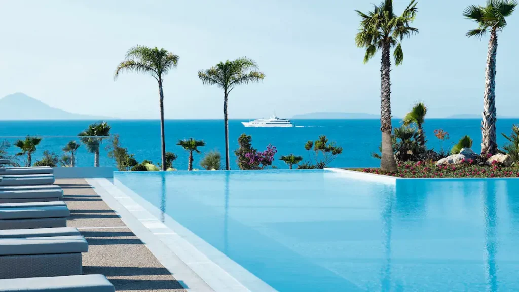 Hotels In Greece With Baby Clubs!