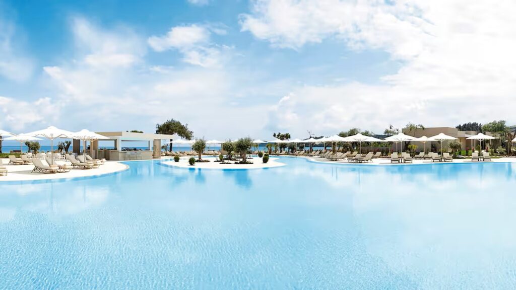 Hotels In Greece With Baby Clubs!