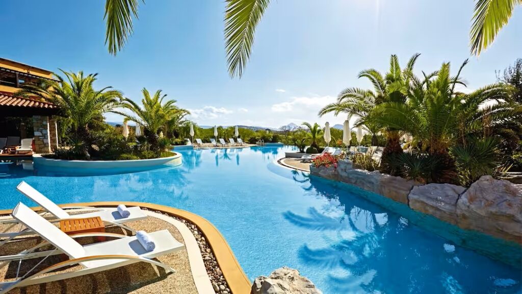 Hotels In Greece With Baby Clubs!