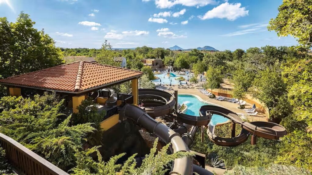 Hotels In Greece With Baby Clubs!