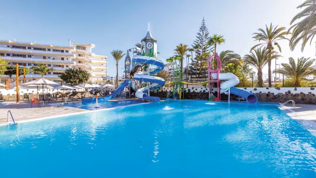 baby and toddler friendly hotel in the canary islands with waterslides