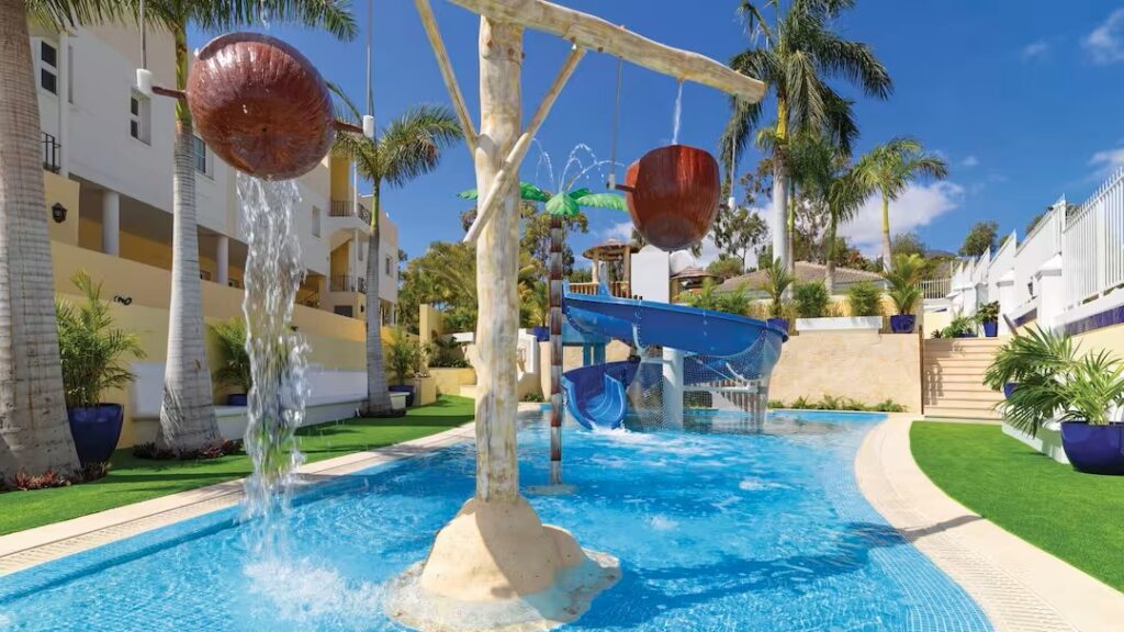 baby and toddler friendly hotel in the canary islands with waterslides