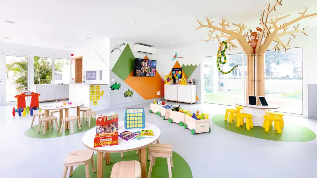 baby and toddler friendly hotel in the canary islands with waterslides