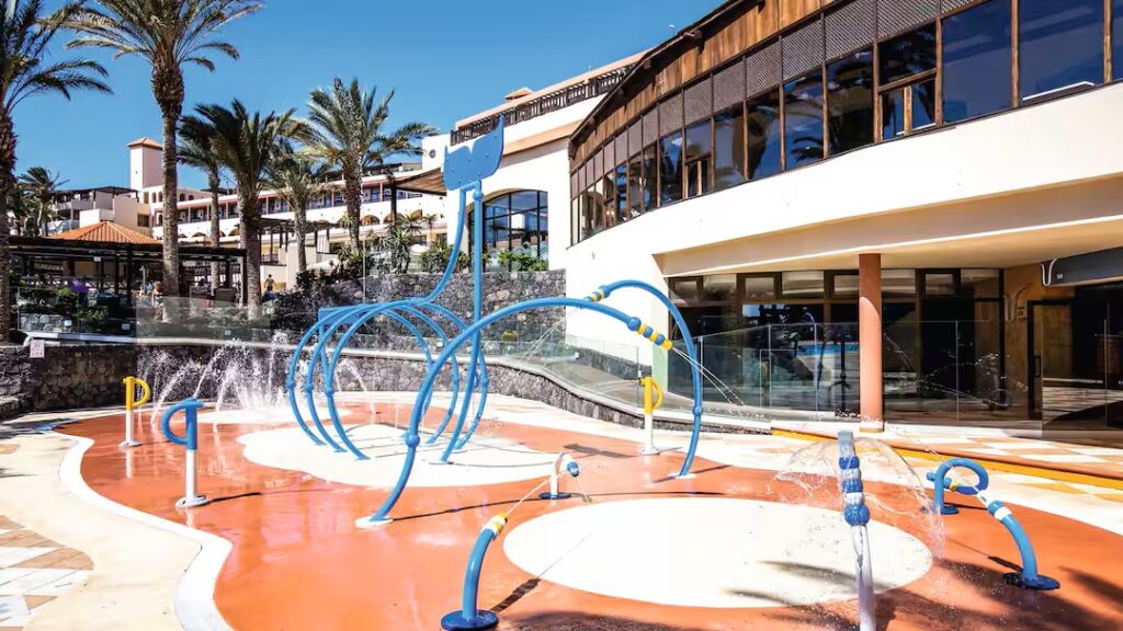baby and toddler friendly hotel in the canary islands with waterslides