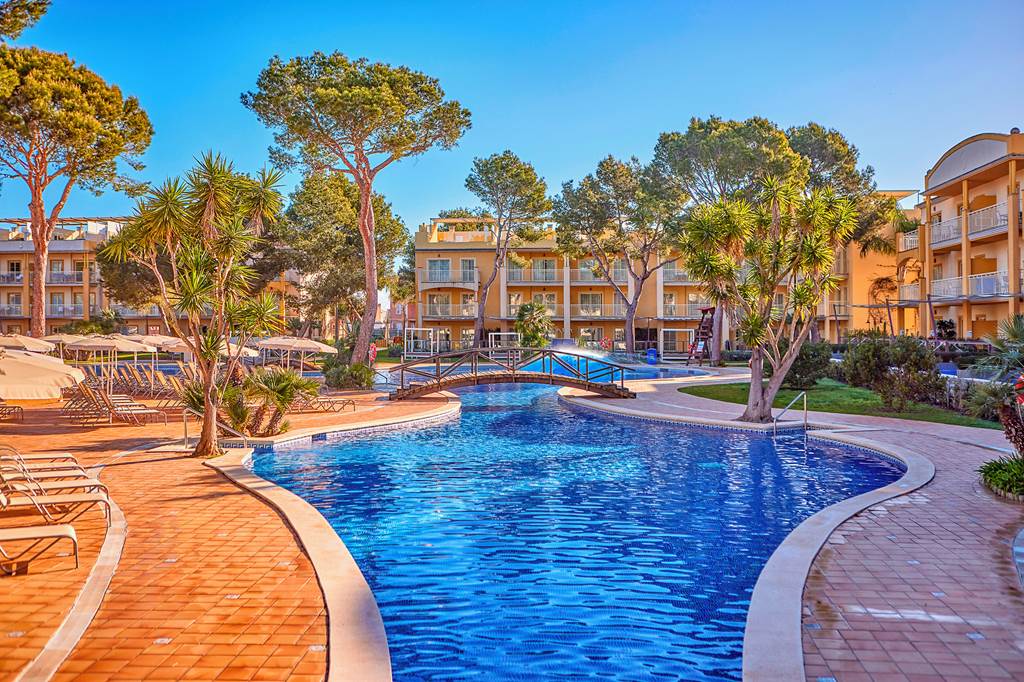 hotel in majorca with family rooms