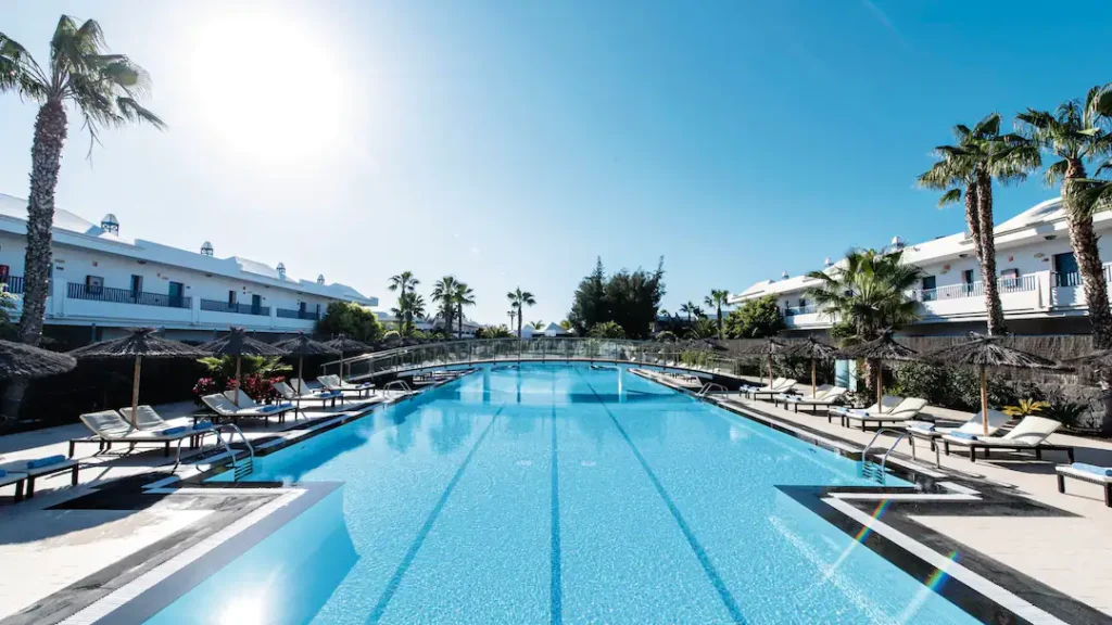 baby and toddler friendly hotel in the canary islands with waterslides