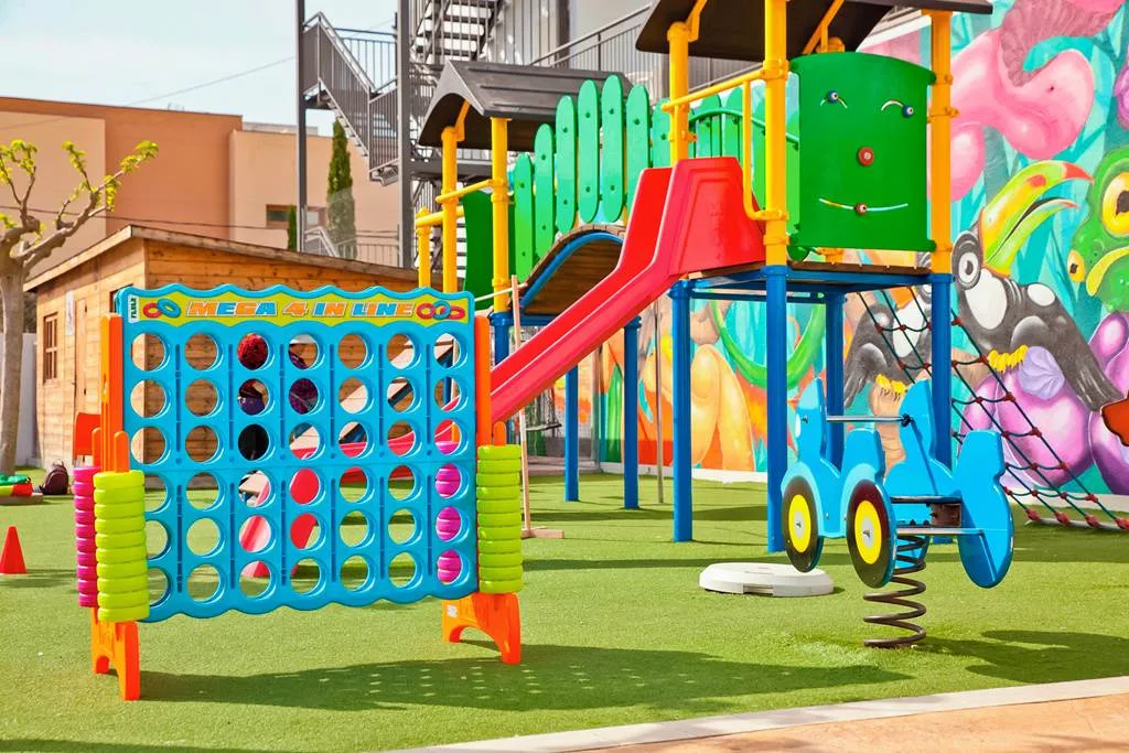 toddler friendly hotel spain with family rooms