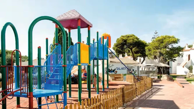 baby and toddler friendly hotel menorca