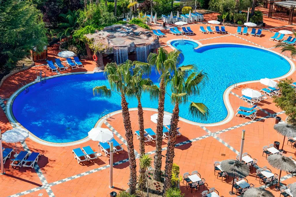 toddler friendly hotel spain with family rooms