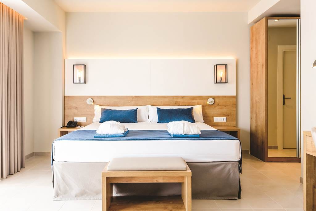 toddler friendly hotel spain with family rooms