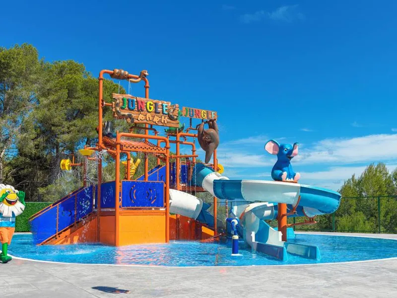 Hotels With Theme Parks & Waterparks